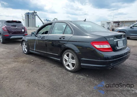 2010 Mercedes-Benz C 300 Luxury/Sport from USA, damaged, VIN WDDGF5EB3AR113500